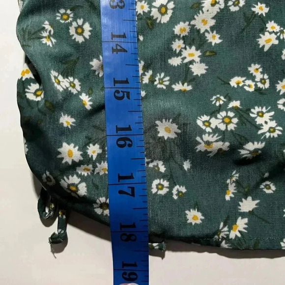 Lily Bleu Child 10-12 Blouse Peasant  Cap Sleeve Ruched Side Tie Classic Cottage - Picture 8 of 8